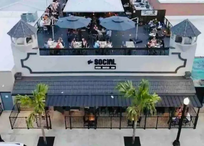 Brisa Marina Suites